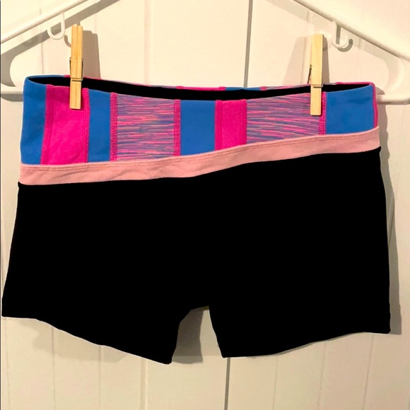 Ivivva Girls 12 Reversible Yoga Shorts Black Lulu - Picture 1 of 9